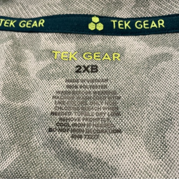 Tekgear multi toned green camouflage short sleeve tee - Picture 4 of 4